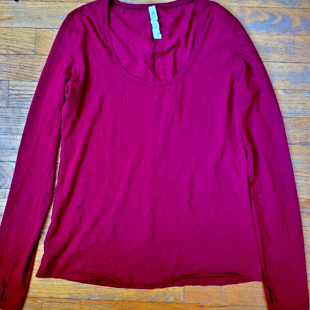 Lululemon long sleeve shirt